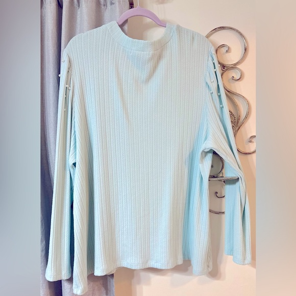 Plus size Mock Neck perforated/Pearl detailed sweater Blouse - Picture 10 of 11